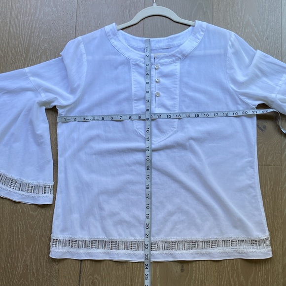 Trina Turk Women's Gossip Bell Sleeve Top, white, size fits M/L - Picture 4 of 7